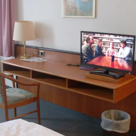 Keune Отель Зальцгиттер